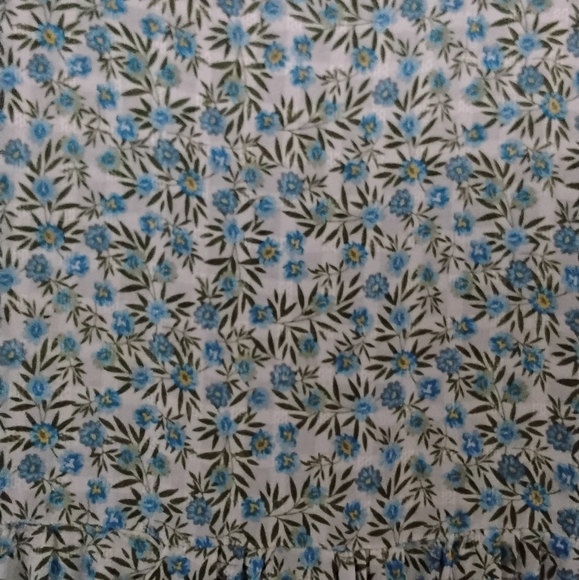 Ladies Ruffled Blouse - Picture 3 of 11